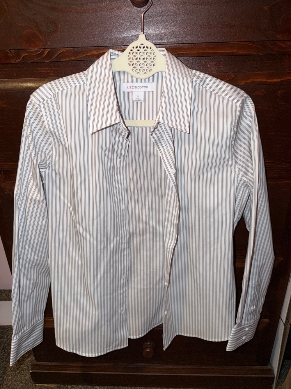 Liz Claiborne Men's White and Light Gray Striped Dress Shirt